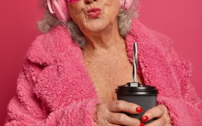 Style Has No Age: Iconic Women Who Continue to Lead Fashion Beyond 60